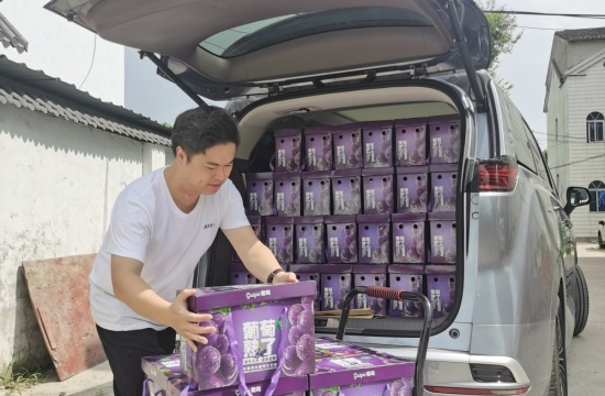 久塔化工爱心月捐赠活动